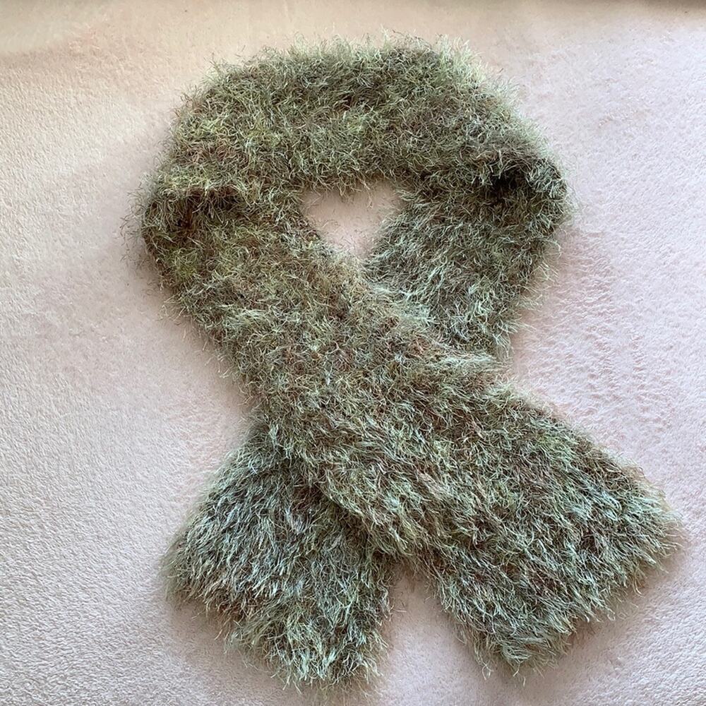 Fuzzy‎ multicolored stretchy scarf